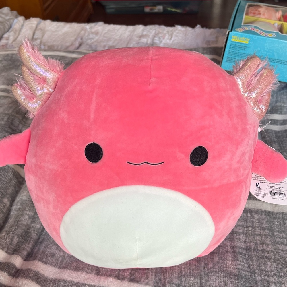 Archie the Axolotl 12 in